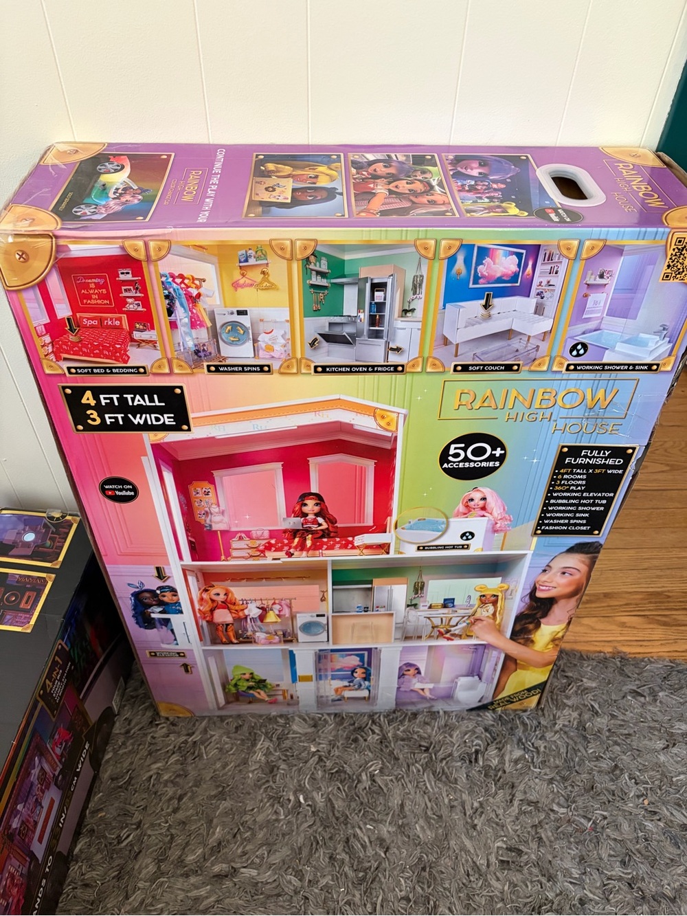 NIB Rainbow High House, Dollhouse Playset, 2021 Release, 4' x 3'